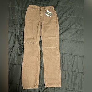 DARK BROWN ISAWITFIRST STRAIGHT LEG JEANS W/ RIPPED KNEE US 6